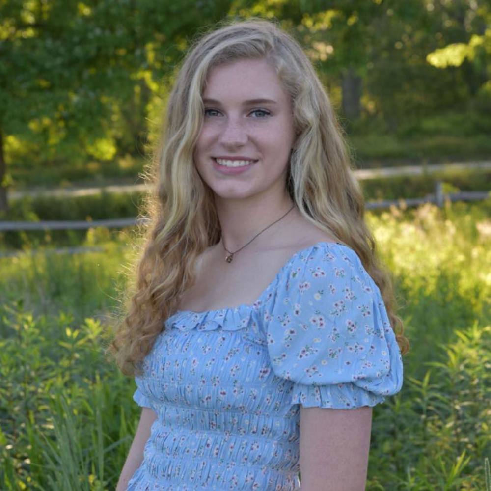 Meet your Posher, Caroline